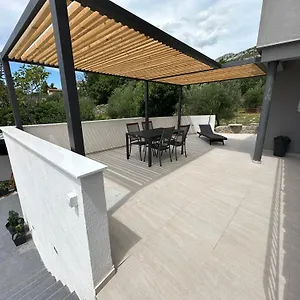 Paklenica Josipa Apartment